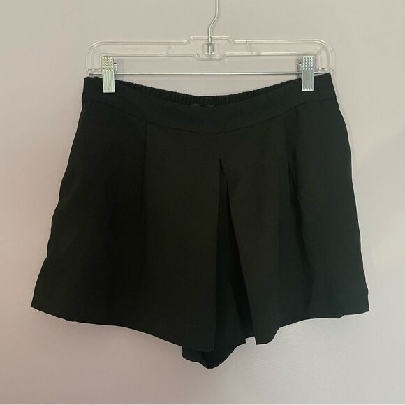 Gap Factory Flirty Skort / Shorts in True Black with Pockets size S - Picture 1 of 8